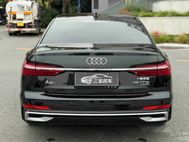 Audi A6L — Фото автомобиля 6