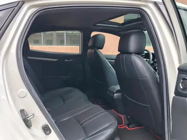 Honda Civic — Фото автомобиля 12
