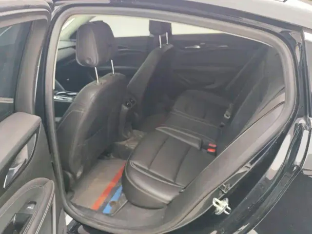 Buick Regal — Фото автомобиля 11