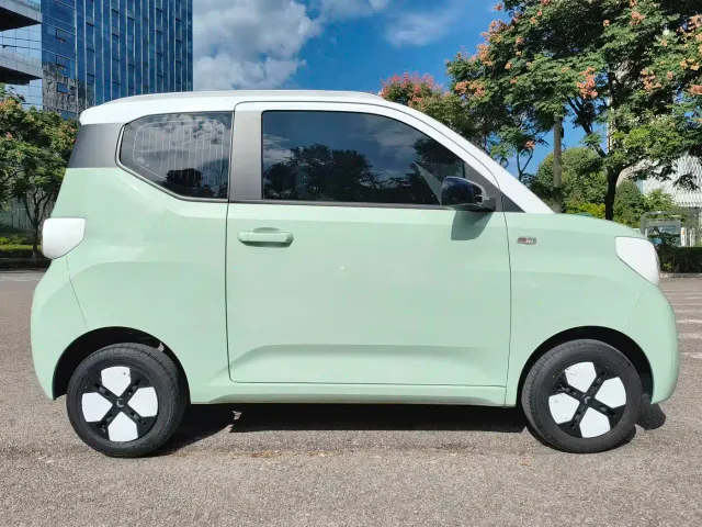 Wuling Hongguang Mini EV — Фото автомобиля 4