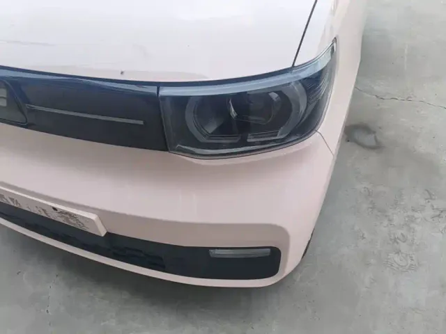 Wuling Hongguang Mini EV — Фото автомобиля 23