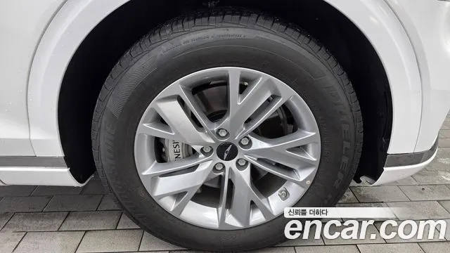 Genesis GV70 2.5T Бензин 2WD — Фото автомобиля 18