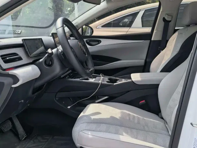 BYD Seal 06 DM-i Touring — Фото автомобиля 4