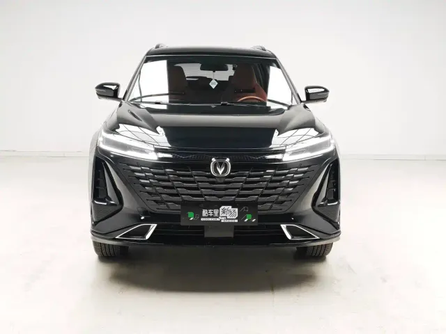 Changan CS75 Plus — Фото автомобиля 2