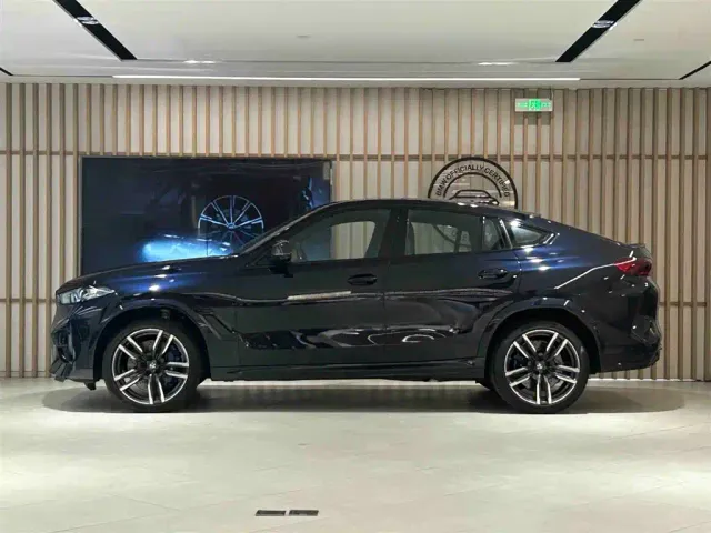 BMW X6 M — Фото автомобиля 5