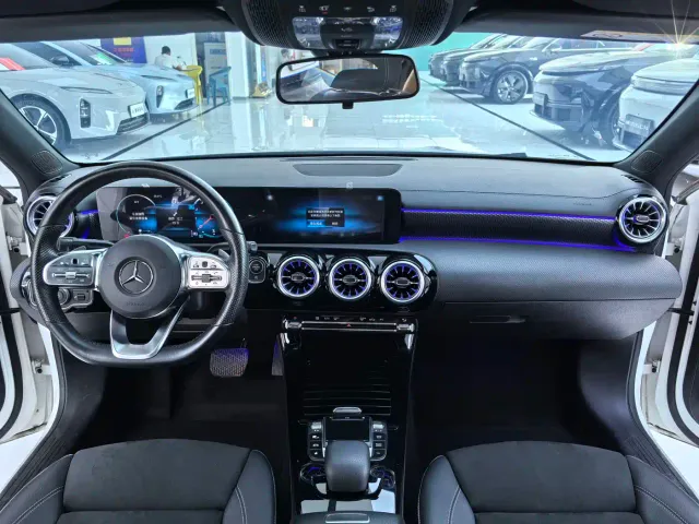 Mercedes-Benz A-Class — Фото автомобиля 7