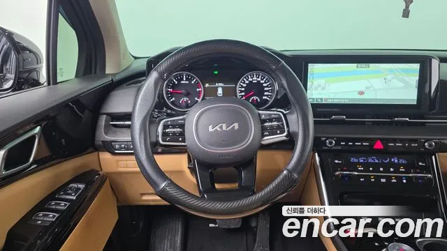 Kia Canival — Фото автомобиля 13