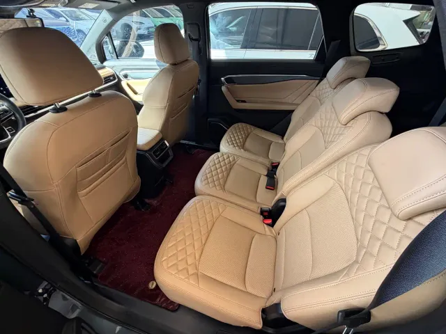 Geely Haoyue L — Фото автомобиля 5