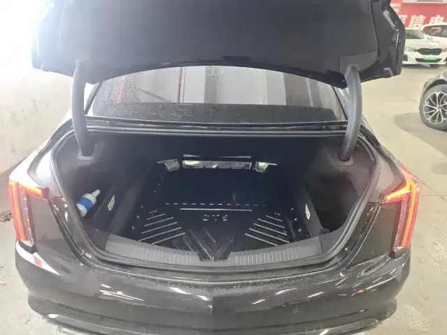 Cadillac CT5 — Фото автомобиля 8