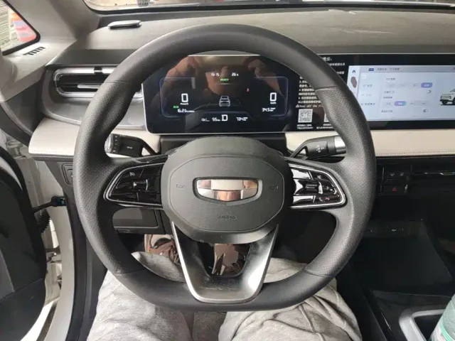 Geely Geometry E Firefly — Фото автомобиля 10