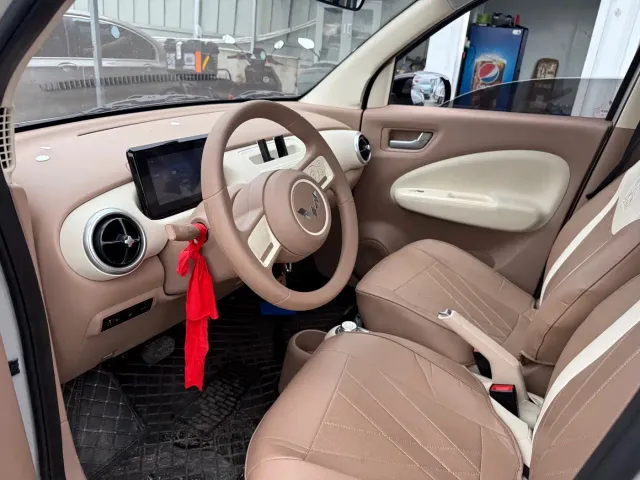 Wuling Hongguang Mini EV — Фото автомобиля 4