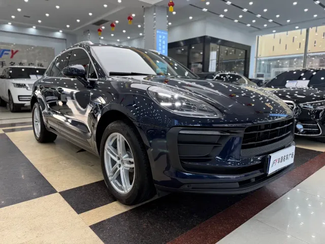 Porsche Macan — Фото автомобиля 3