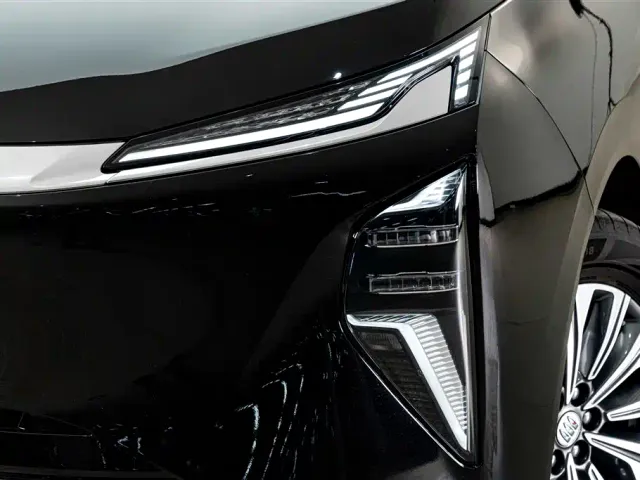 Buick Zhijing Shijia — Фото автомобиля 5