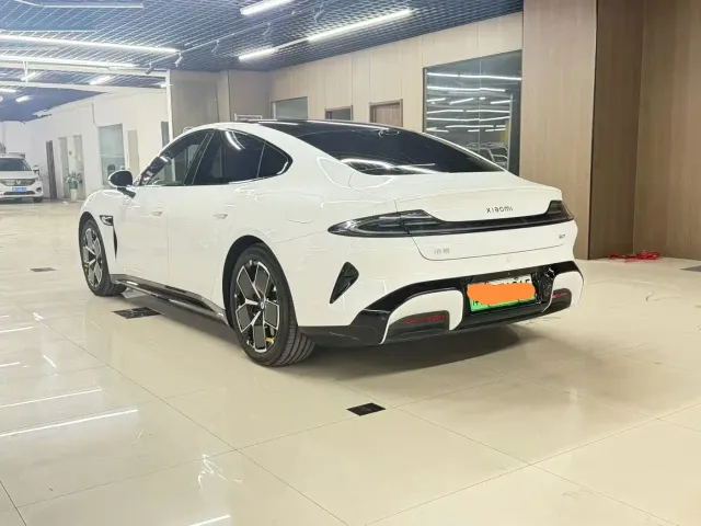 Xiaomi SU7 — Фото автомобиля 5