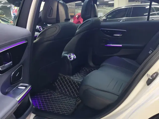 Mercedes-Benz C-Class — Фото автомобиля 7