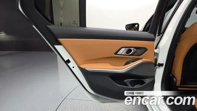 BMW 3 Series G20 — Фото автомобиля 14