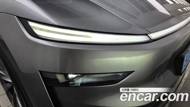 Tesla Model Y — Фото автомобиля 7