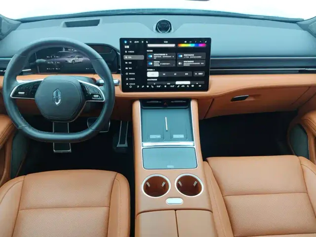 Aito M5 — Фото автомобиля 12