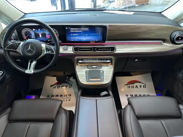 Mercedes-Benz V-Class — Фото автомобиля 13