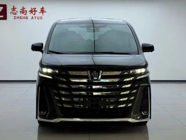 Toyota Vellfire — Фото автомобиля 2