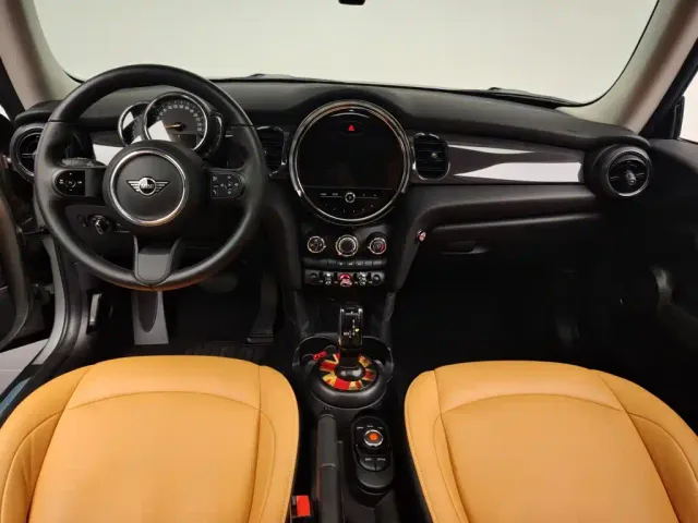 MINI Hatch — Фото автомобиля 9