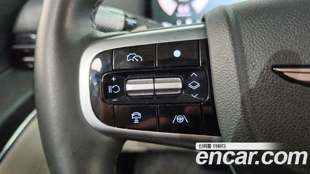 Genesis GV80 — Фото автомобиля 22