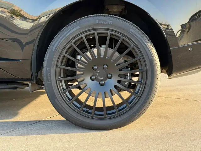 Land Rover Range Rover — Фото автомобиля 16
