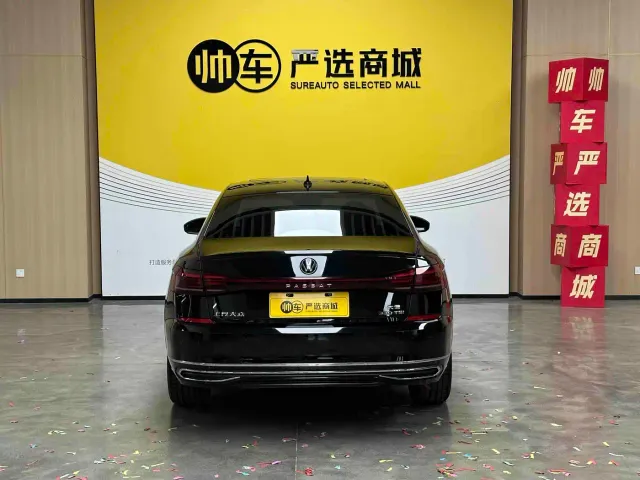 Volkswagen Passat — Фото автомобиля 7