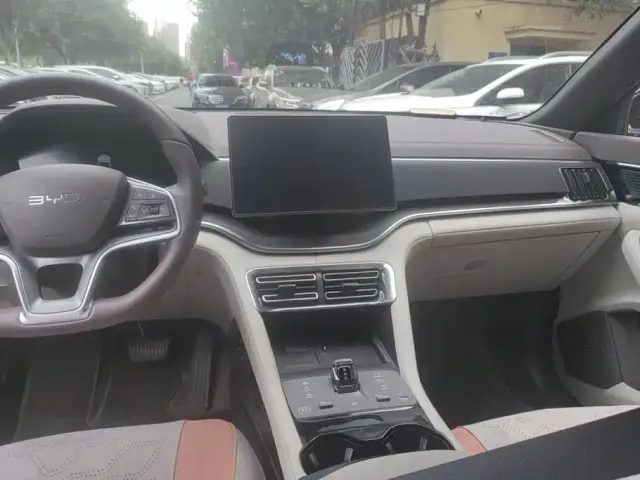 BYD Song PLUS PHEV 2025 EV 520km Premium — Фото автомобиля 13