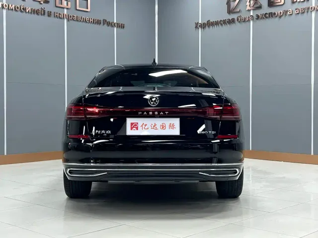 Volkswagen Passat — Фото автомобиля 5