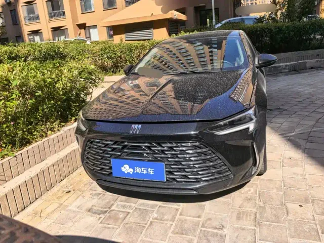 Buick Regal — Фото автомобиля 2