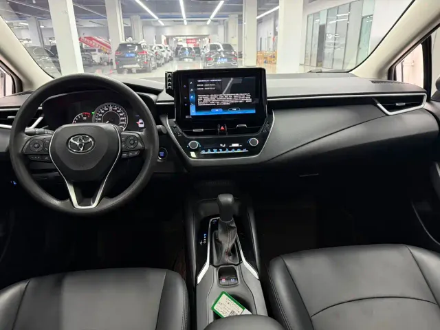 Toyota Corolla — Фото автомобиля 13