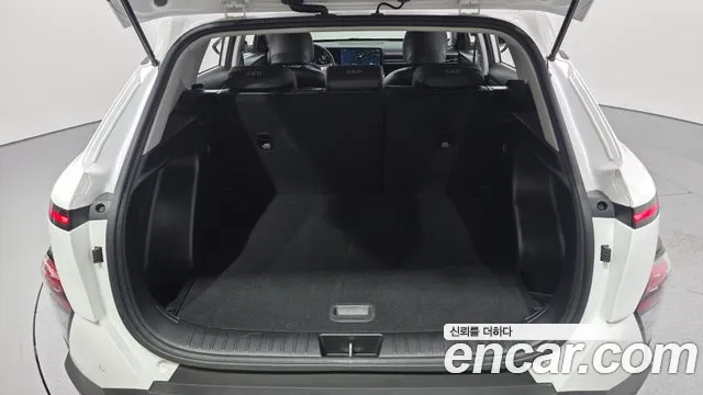 Hyundai Kona SX2 — Фото автомобиля 16