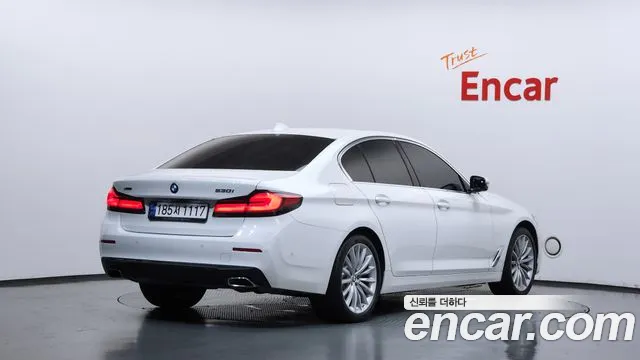 BMW 5 Series G30 — Фото автомобиля 2