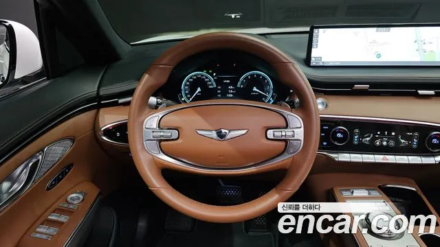 Genesis GV70 — Фото автомобиля 12