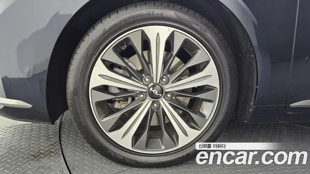 Kia K8 2.5 Бензин 2WD — Фото автомобиля 5
