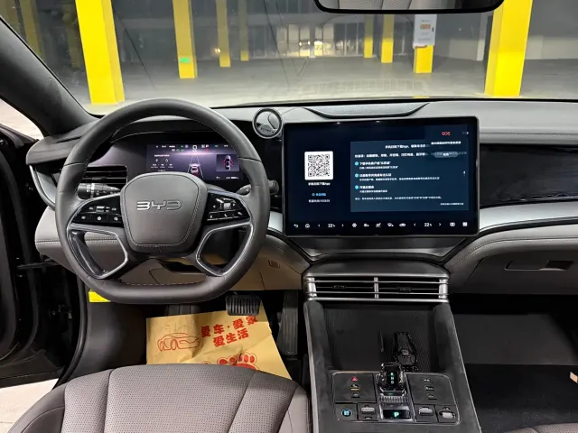 BYD Seal 07 DM-i — Фото автомобиля 9