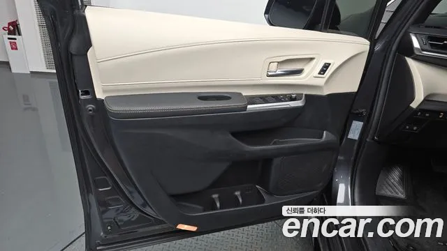 Toyota Sienna — Фото автомобиля 22