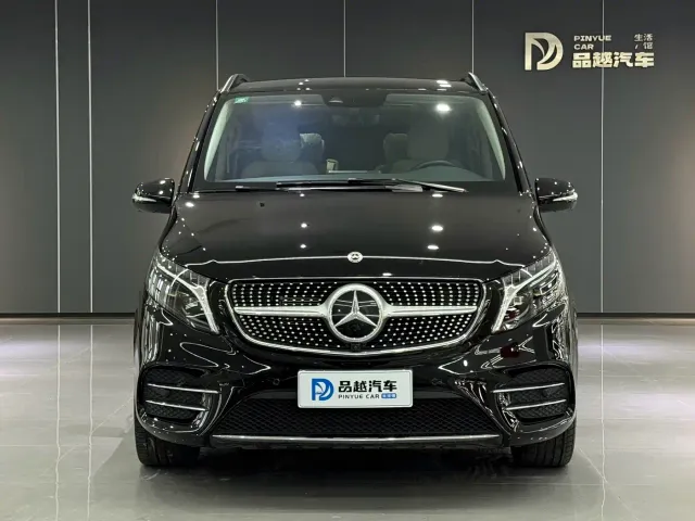 Mercedes-Benz V-Class — Фото автомобиля 2