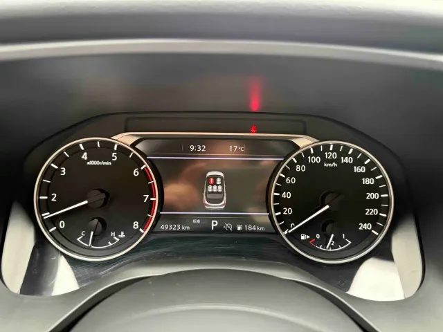 Nissan Qashqai — Фото автомобиля 12