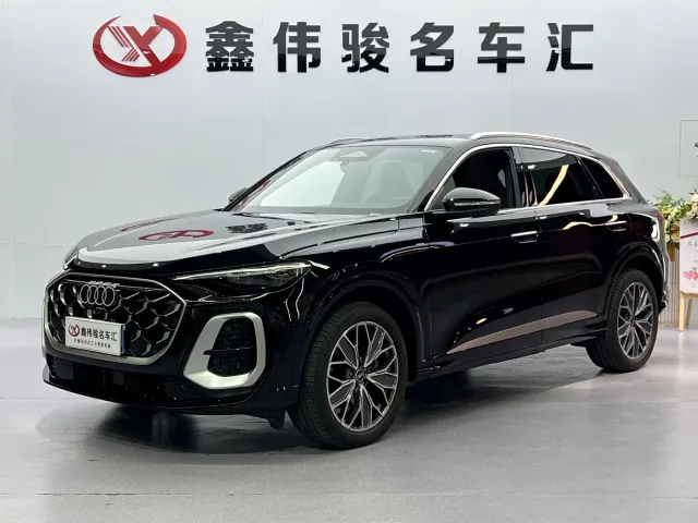 Фотография автомобиля — Audi Q5L