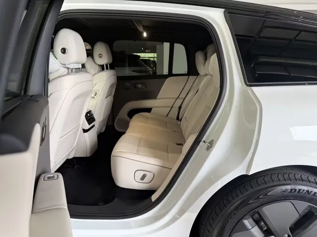 Li Auto i6 — Фото автомобиля 5