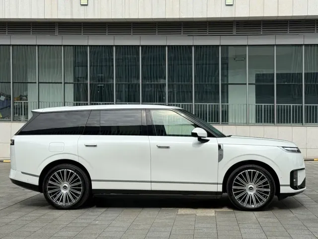 Xpeng GX — Фото автомобиля 4