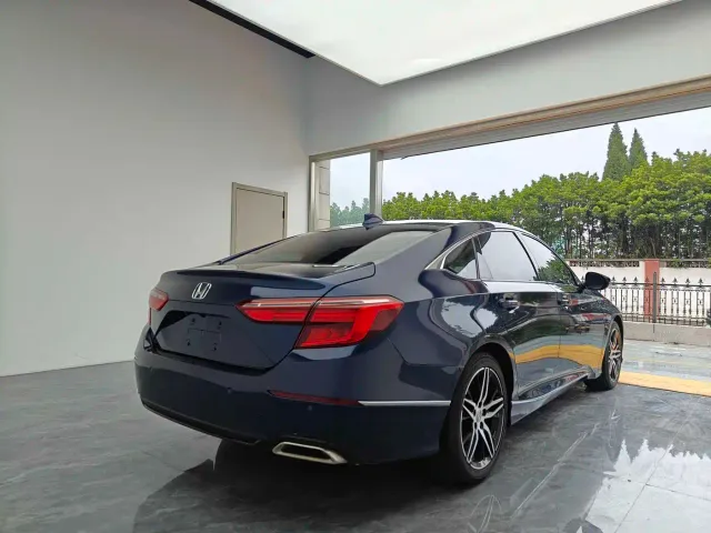 Honda Inspire — Фото автомобиля 6