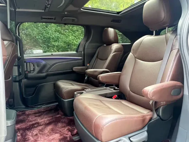 Toyota Granvia — Фото автомобиля 7