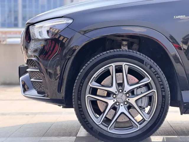 Mercedes-Benz GLE-Class AMG — Фото автомобиля 3