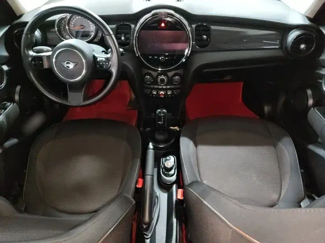 MINI Hatch — Фото автомобиля 13