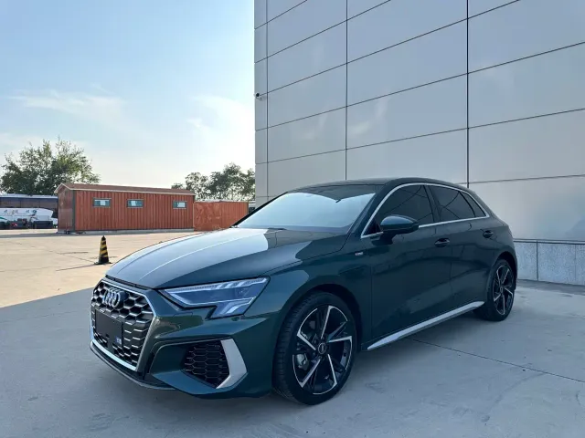 Фотография автомобиля — Audi A3