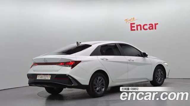 Hyundai AVANTE Новый Avante (CN7) — Фото автомобиля 2