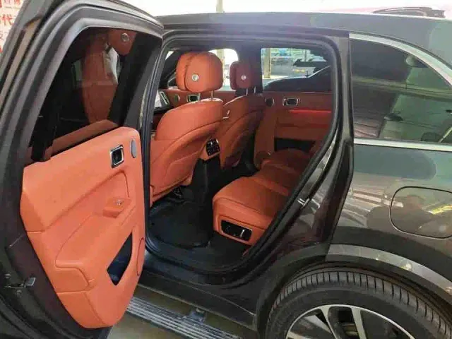 Li Auto L7 — Фото автомобиля 5